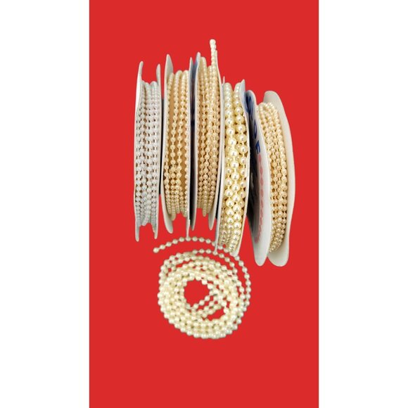 Vintage Spool Of Pearls Lot of 5 Plus Extra Strand Dolls Sewing Crafts Westwater - Picture 2 of 4